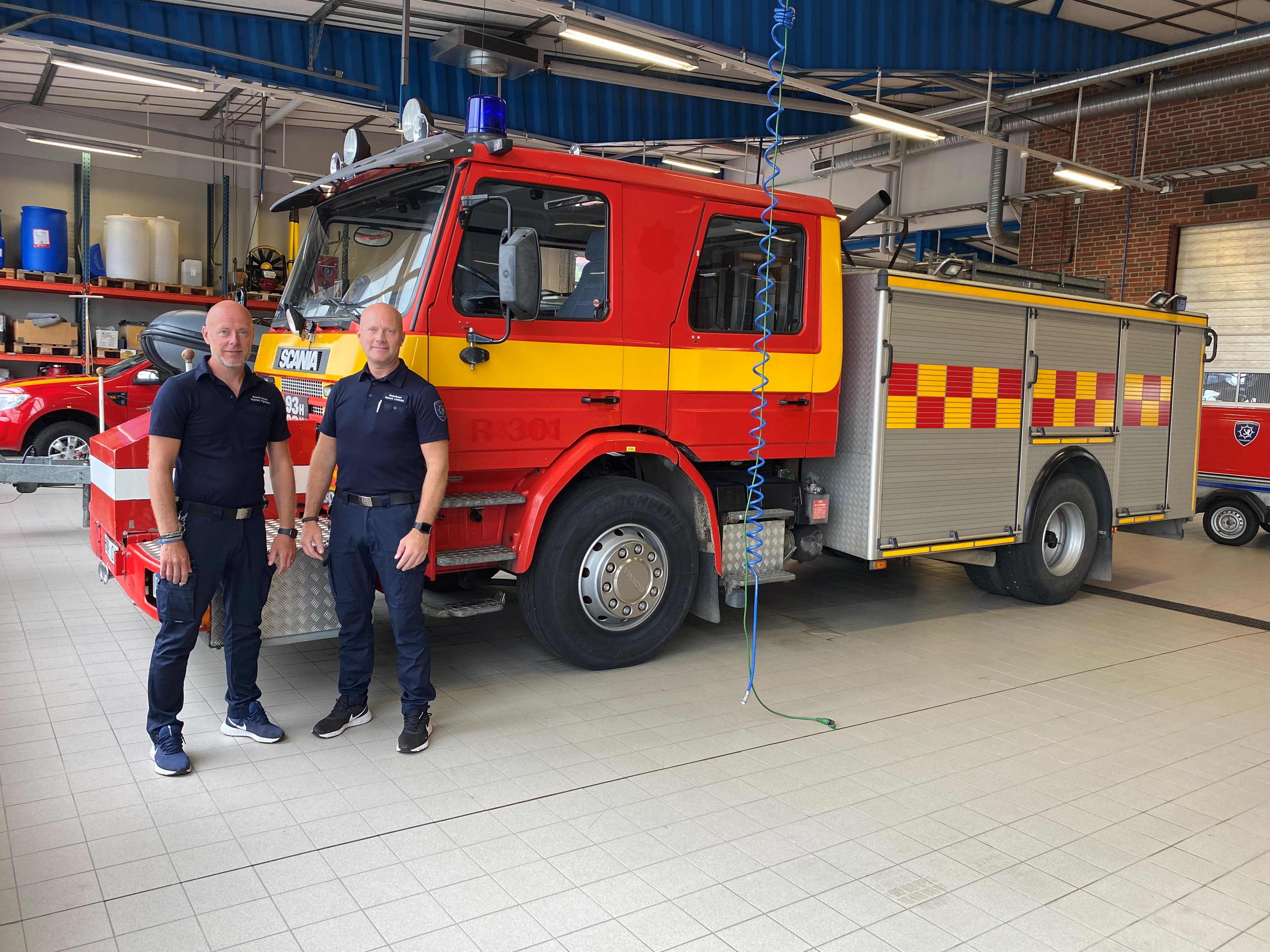 Räddningstjänsten Skaraborg skänker en brandbil till Ukraina